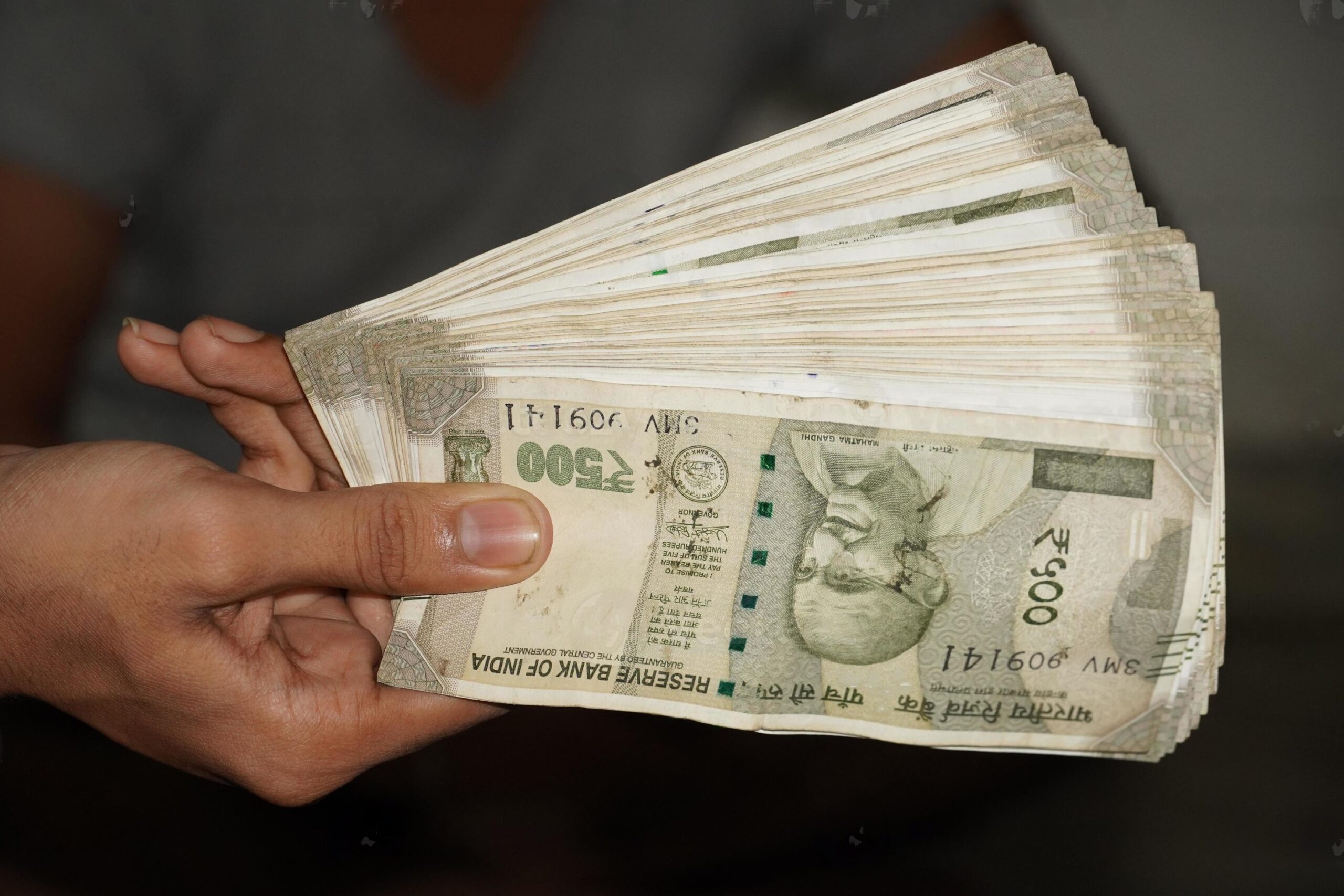 Indian Rs 500 in hand 